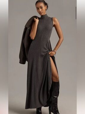 Anthropologie Sleeveless Mock-Neck Maxi Dress size Medium grey size medium